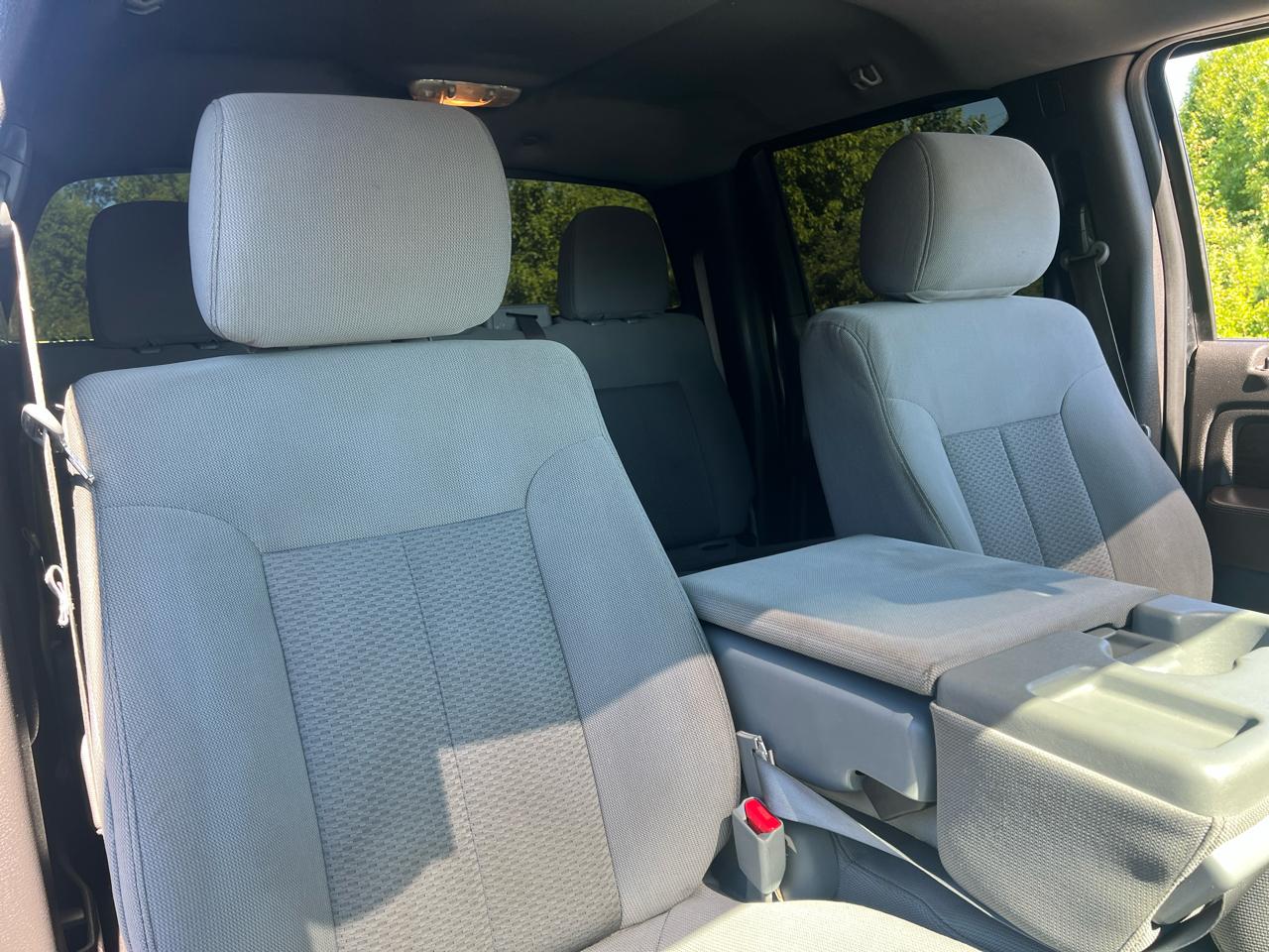 Ford F-150 4WD SuperCrew 145" Platinum 2014