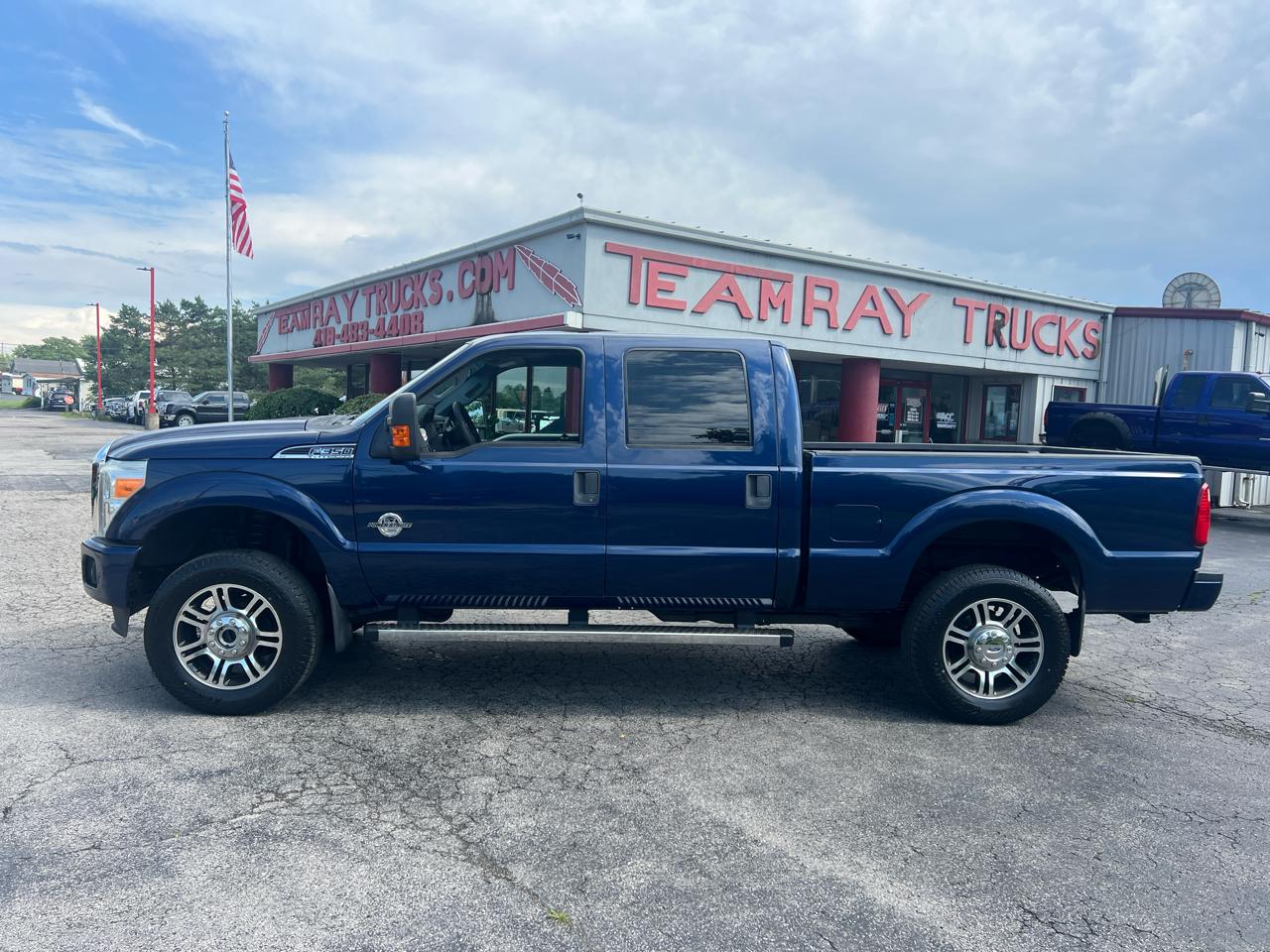 View vehicle photo 2