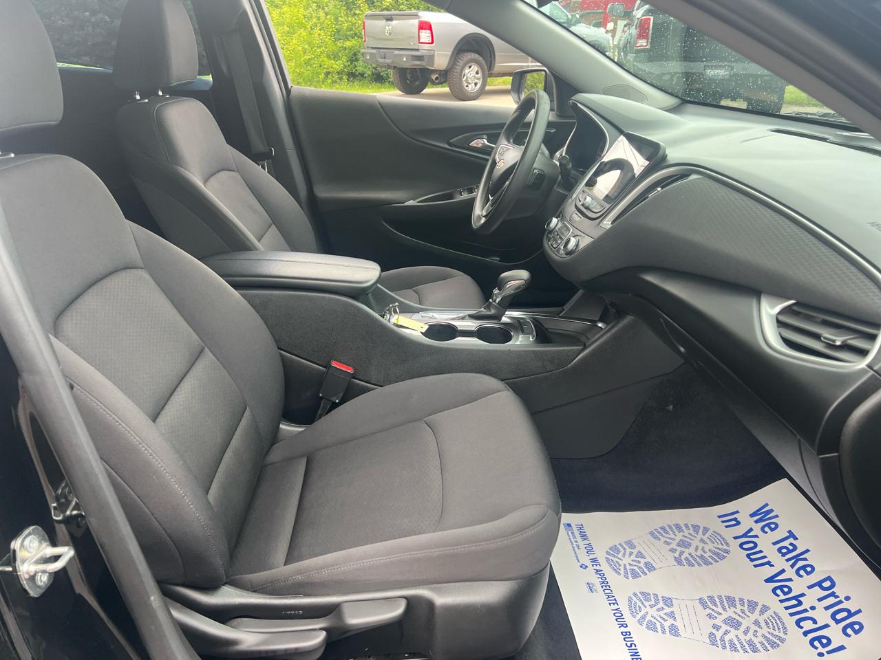 Chevrolet Malibu 4dr Sdn LT 2022