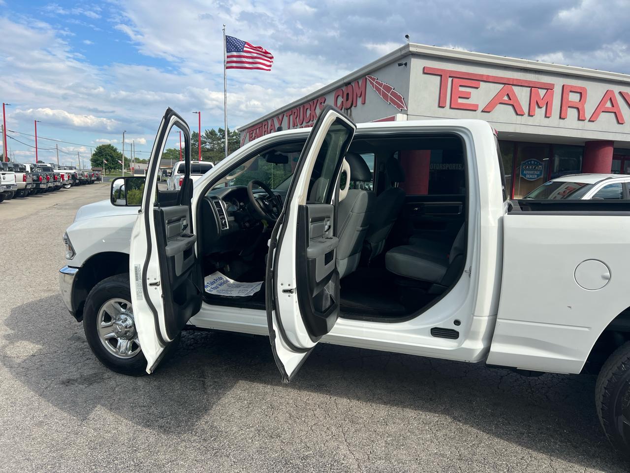RAM 2500 4WD Crew Cab 149" SLT 2015