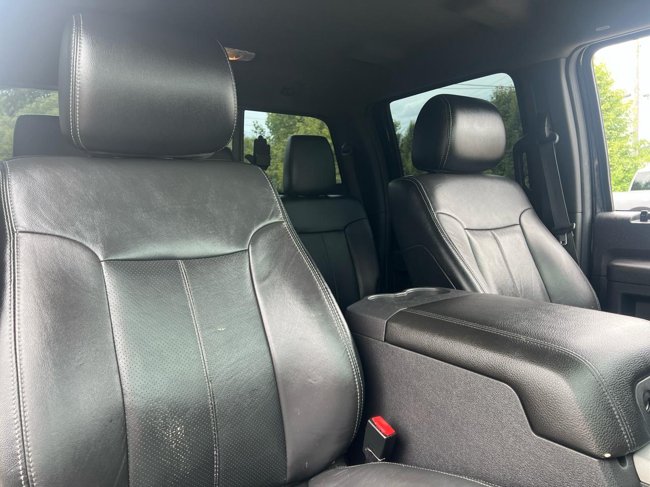 Ford Super Duty F-250 SRW 4WD Crew Cab 156" Lariat 2015