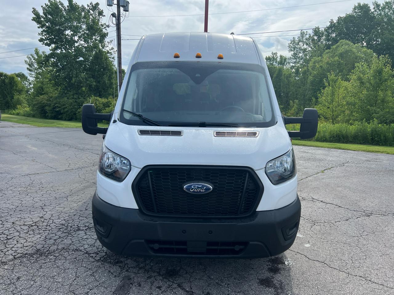 Ford Transit Passenger Wagon T-350 HD 148" EL High Roof XLT DRW RWD 2023