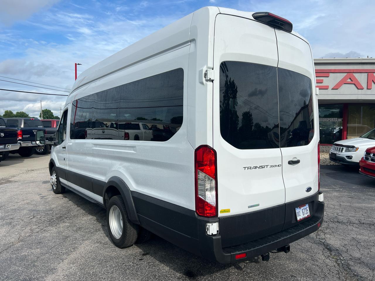 Ford Transit Passenger Wagon T-350 HD 148" EL High Roof XLT DRW RWD 2023