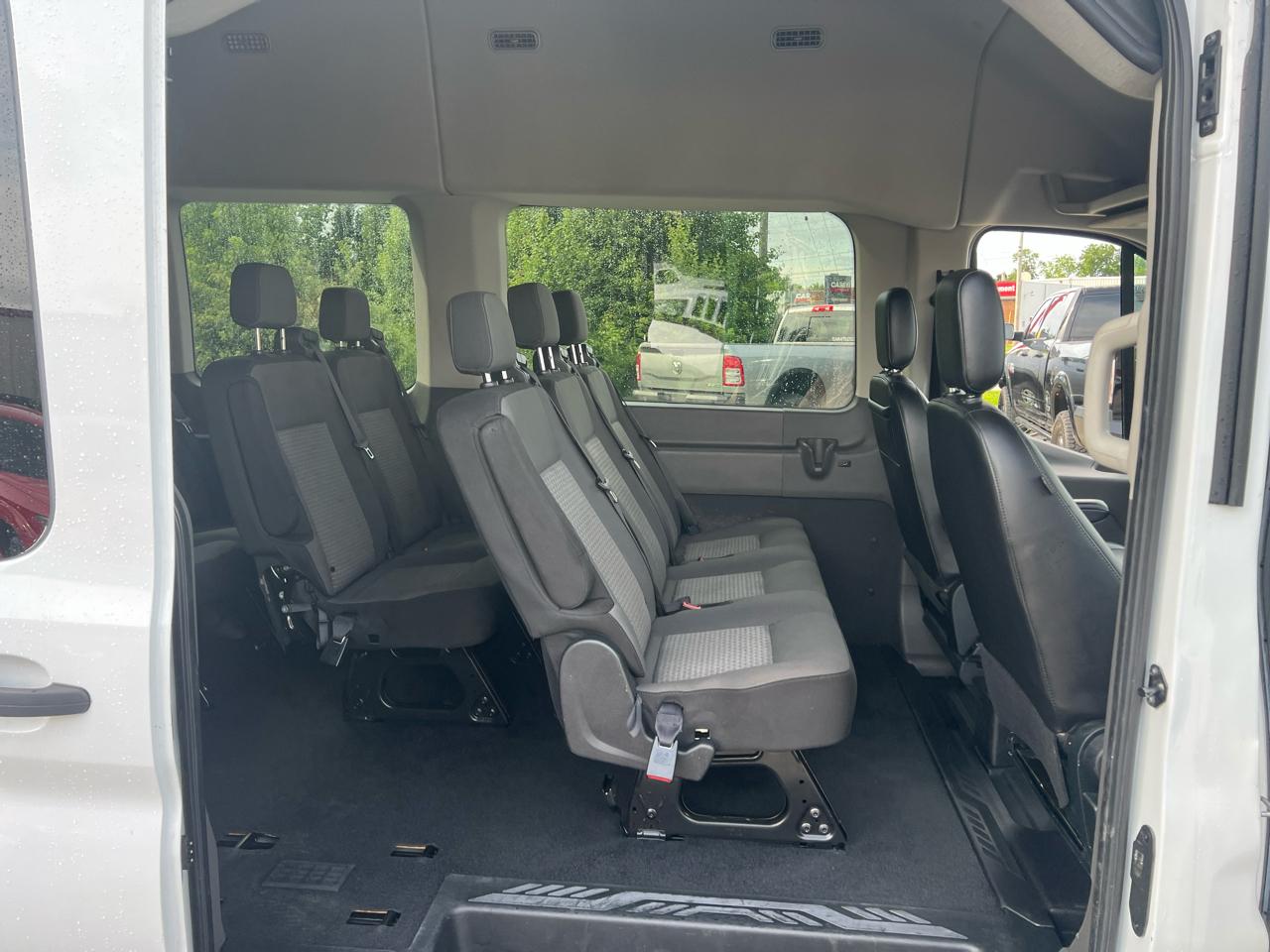 Ford Transit Passenger Wagon T-350 HD 148" EL High Roof XLT DRW RWD 2023