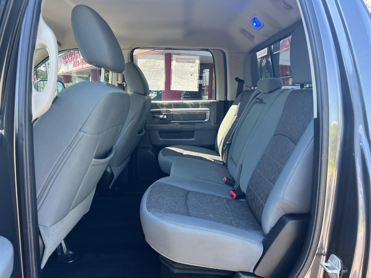 RAM 2500 4WD Crew Cab 169" SLT 2014