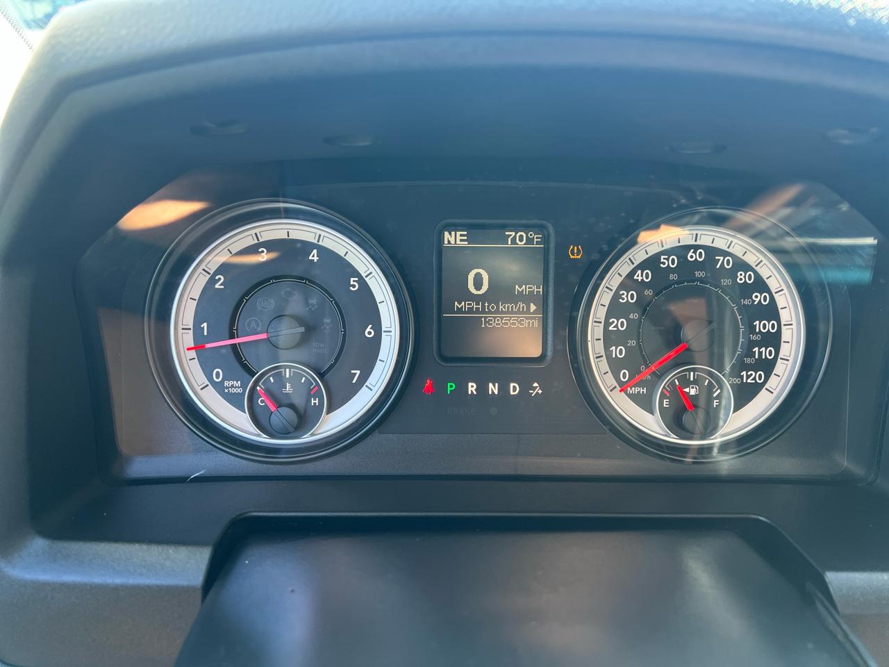 RAM 2500 4WD Crew Cab 169" SLT 2014