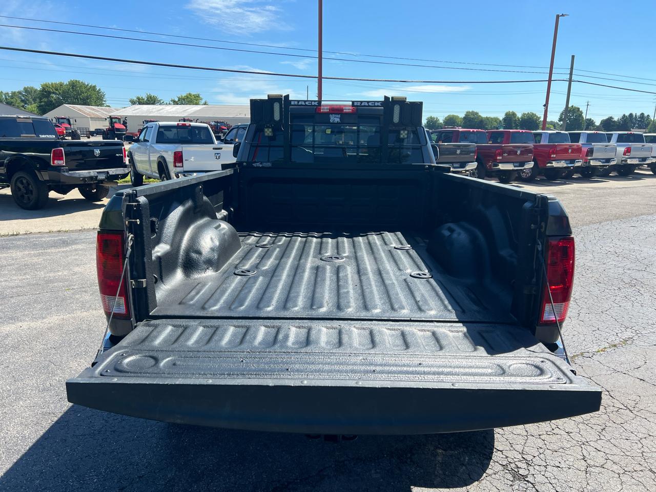 RAM 2500 4WD Crew Cab 169" SLT 2014