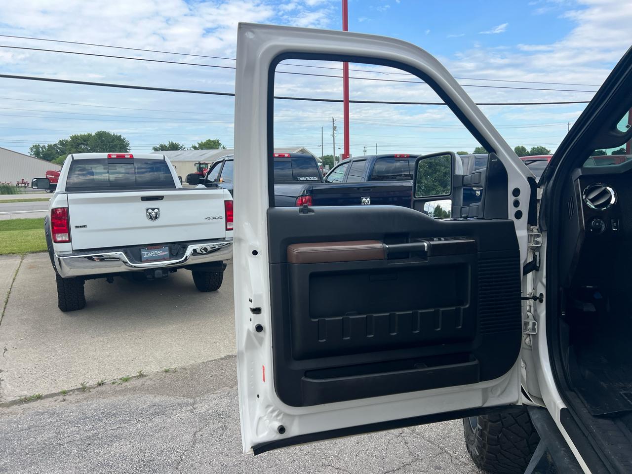 Ford Super Duty F-250 SRW 4WD Crew Cab 156" Platinum 2015