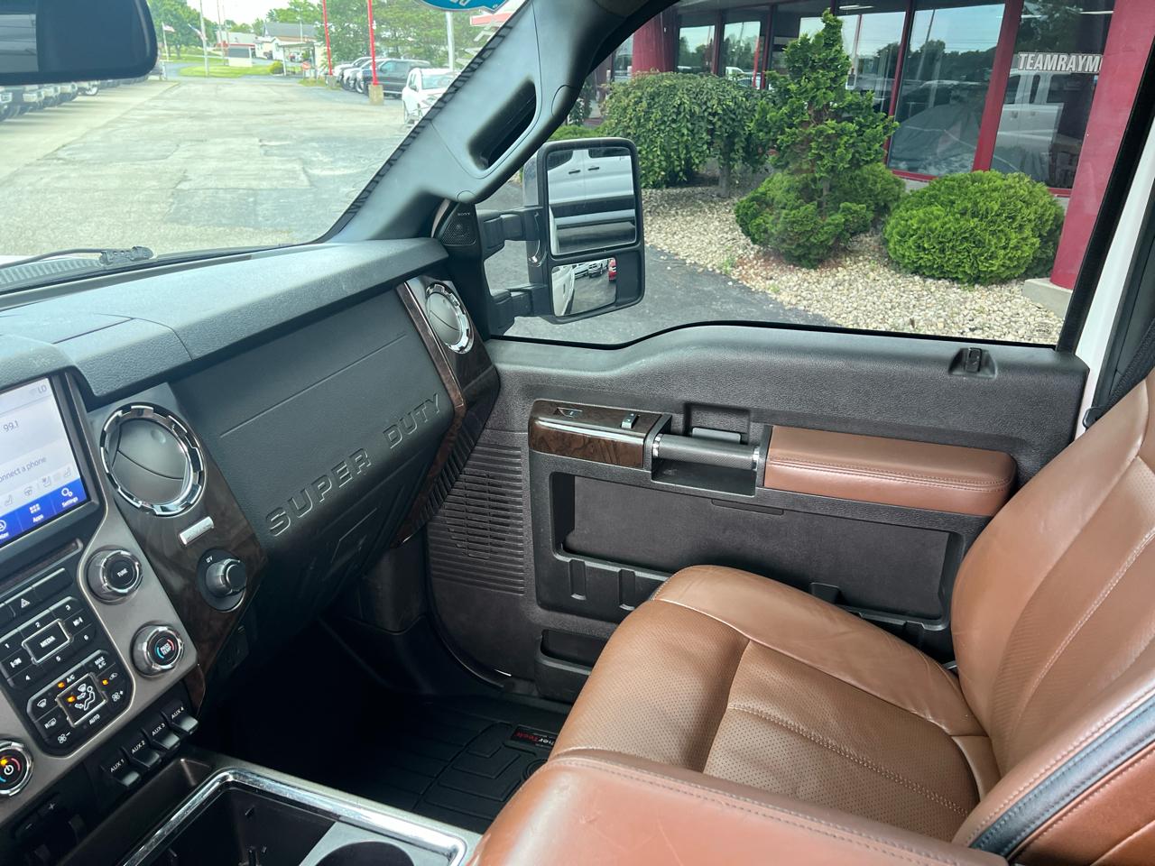 Ford Super Duty F-250 SRW 4WD Crew Cab 156" Platinum 2015