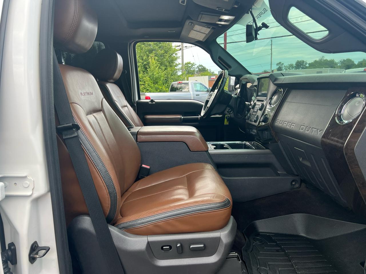 Ford Super Duty F-250 SRW 4WD Crew Cab 156" Platinum 2015