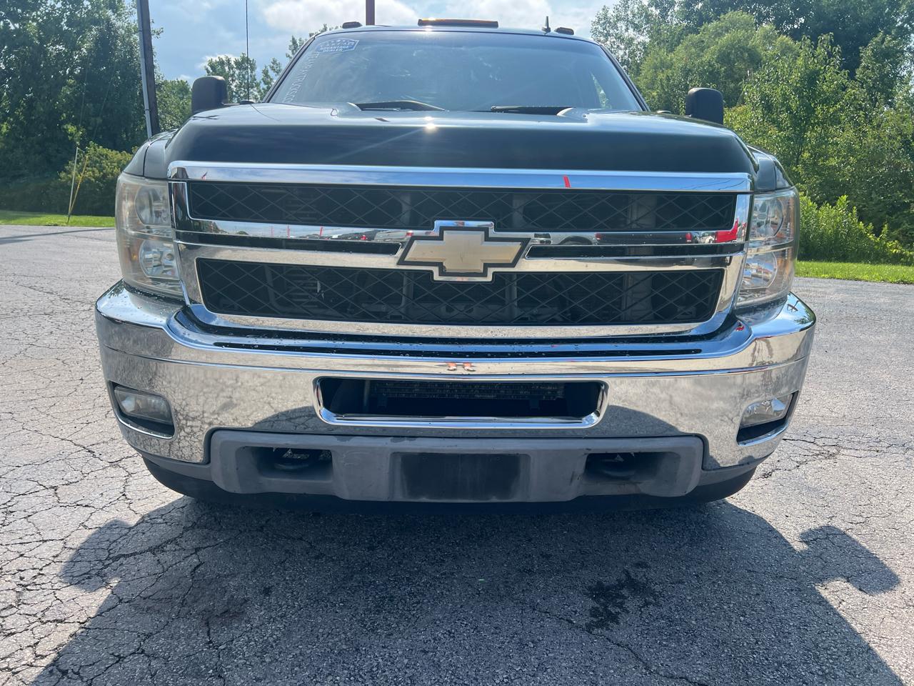 View vehicle photo 6