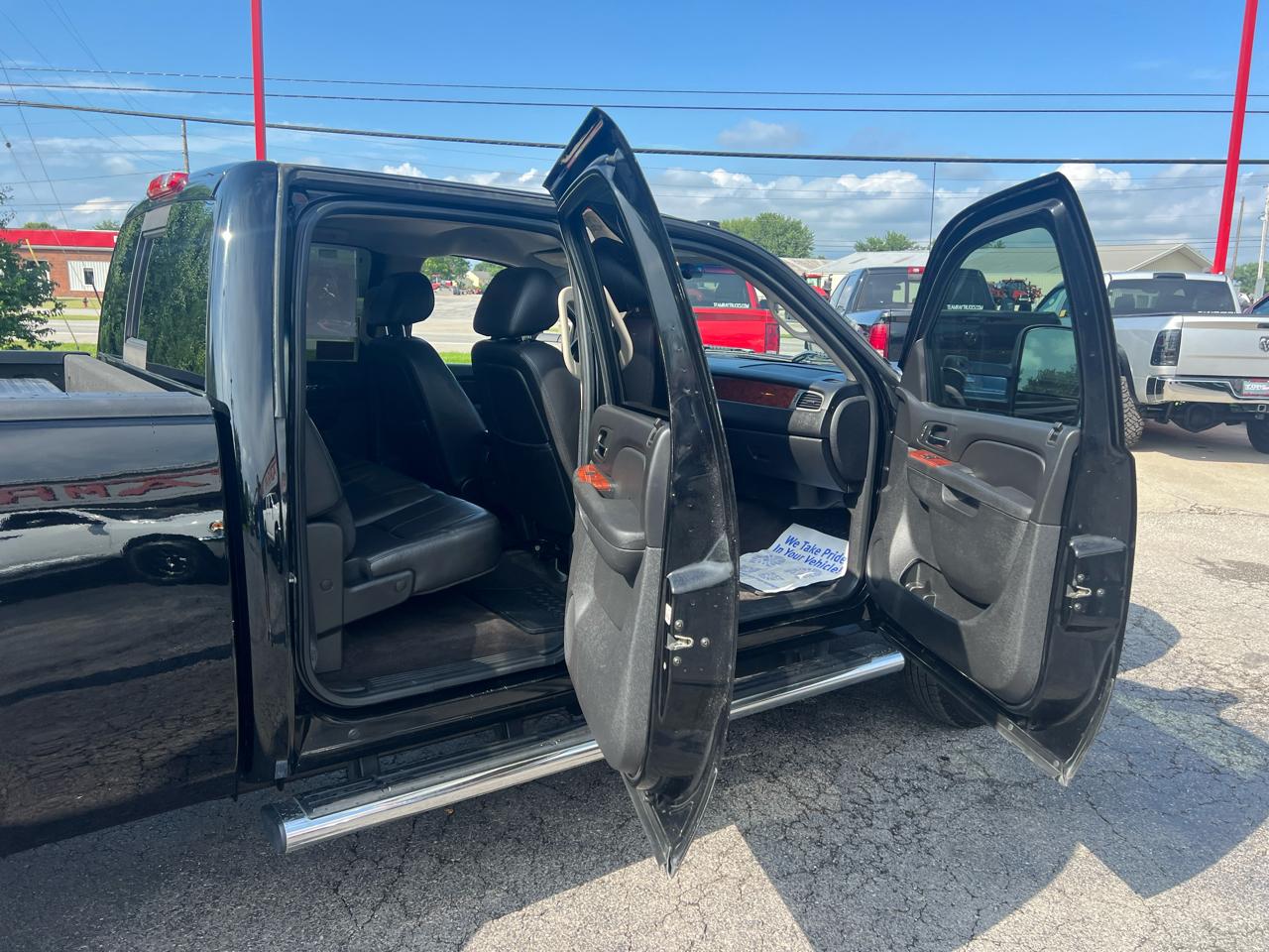 Chevrolet Silverado 3500HD 4WD Crew Cab 167.7" DRW LTZ 2011