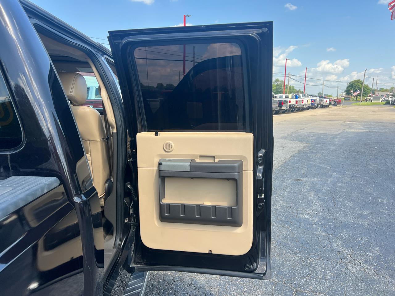 Ford Super Duty F-250 SRW 4WD Crew Cab 156" Lariat 2014