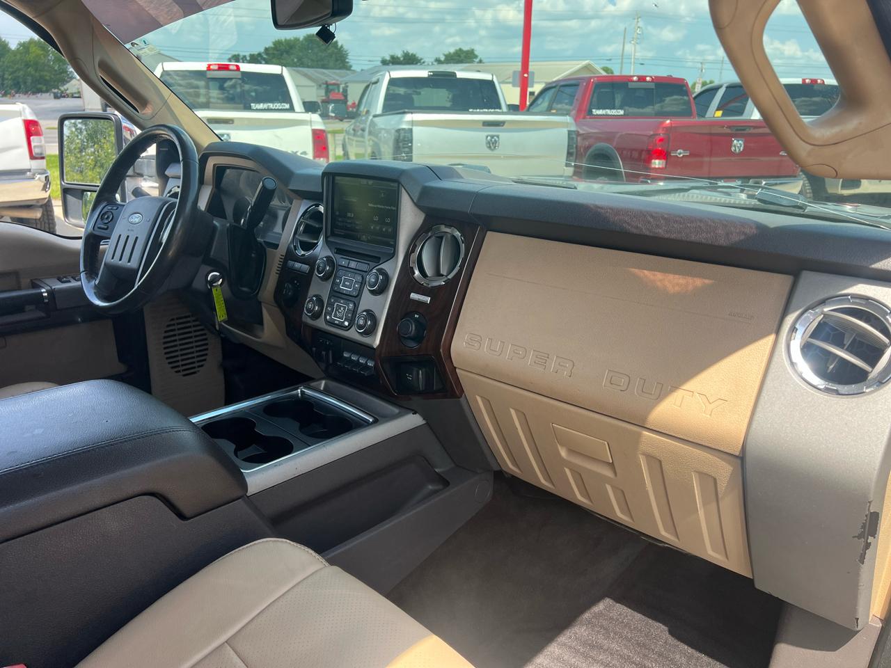 Ford Super Duty F-250 SRW 4WD Crew Cab 156" Lariat 2014