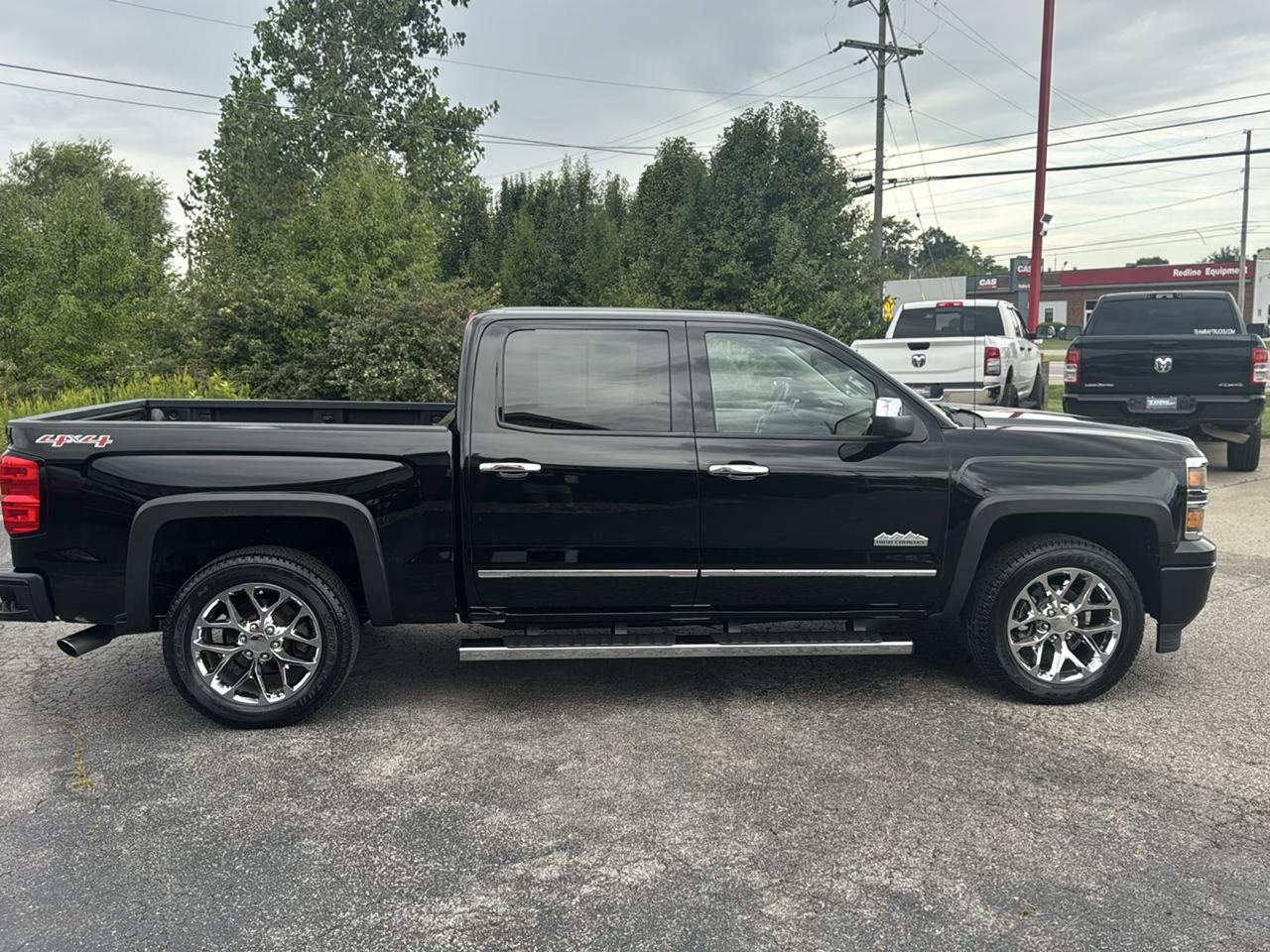 Chevrolet Silverado 1500 4WD Crew Cab 143.5" High Country 2014