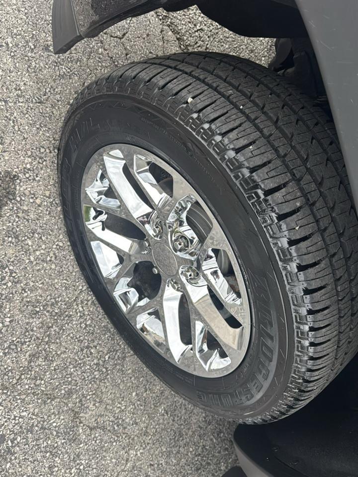 Chevrolet Silverado 1500 4WD Crew Cab 143.5" High Country 2014