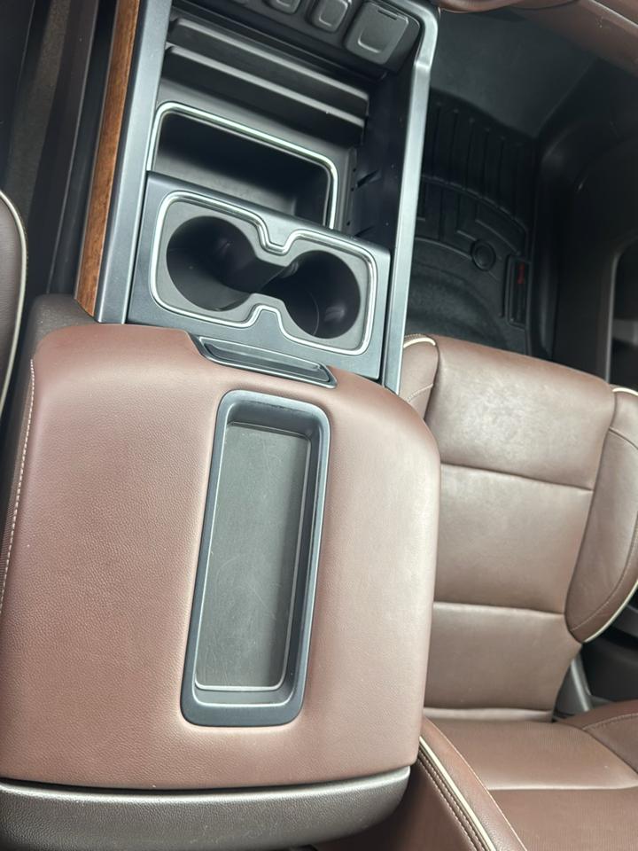 Chevrolet Silverado 1500 4WD Crew Cab 143.5" High Country 2014