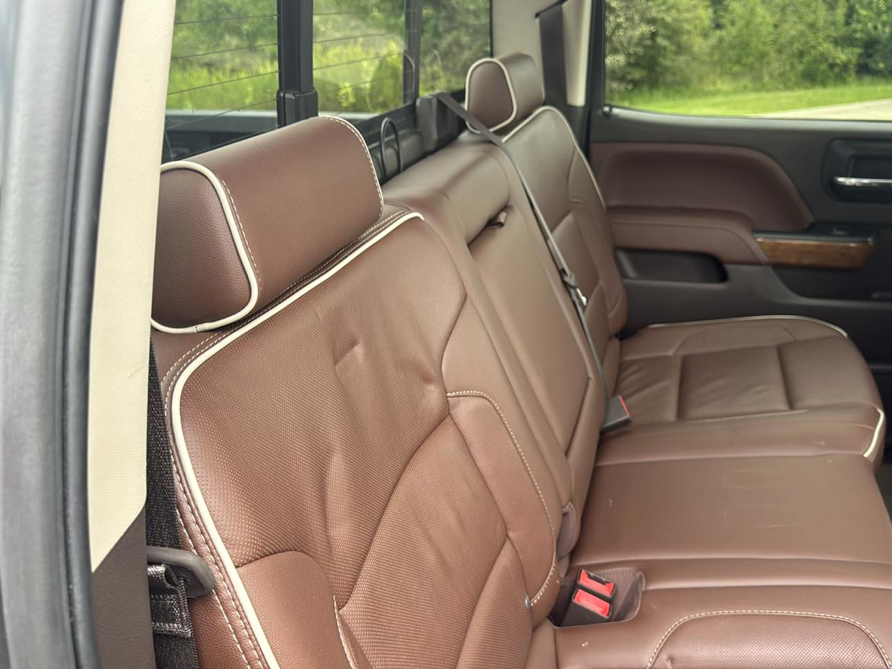 Chevrolet Silverado 1500 4WD Crew Cab 143.5" High Country 2014
