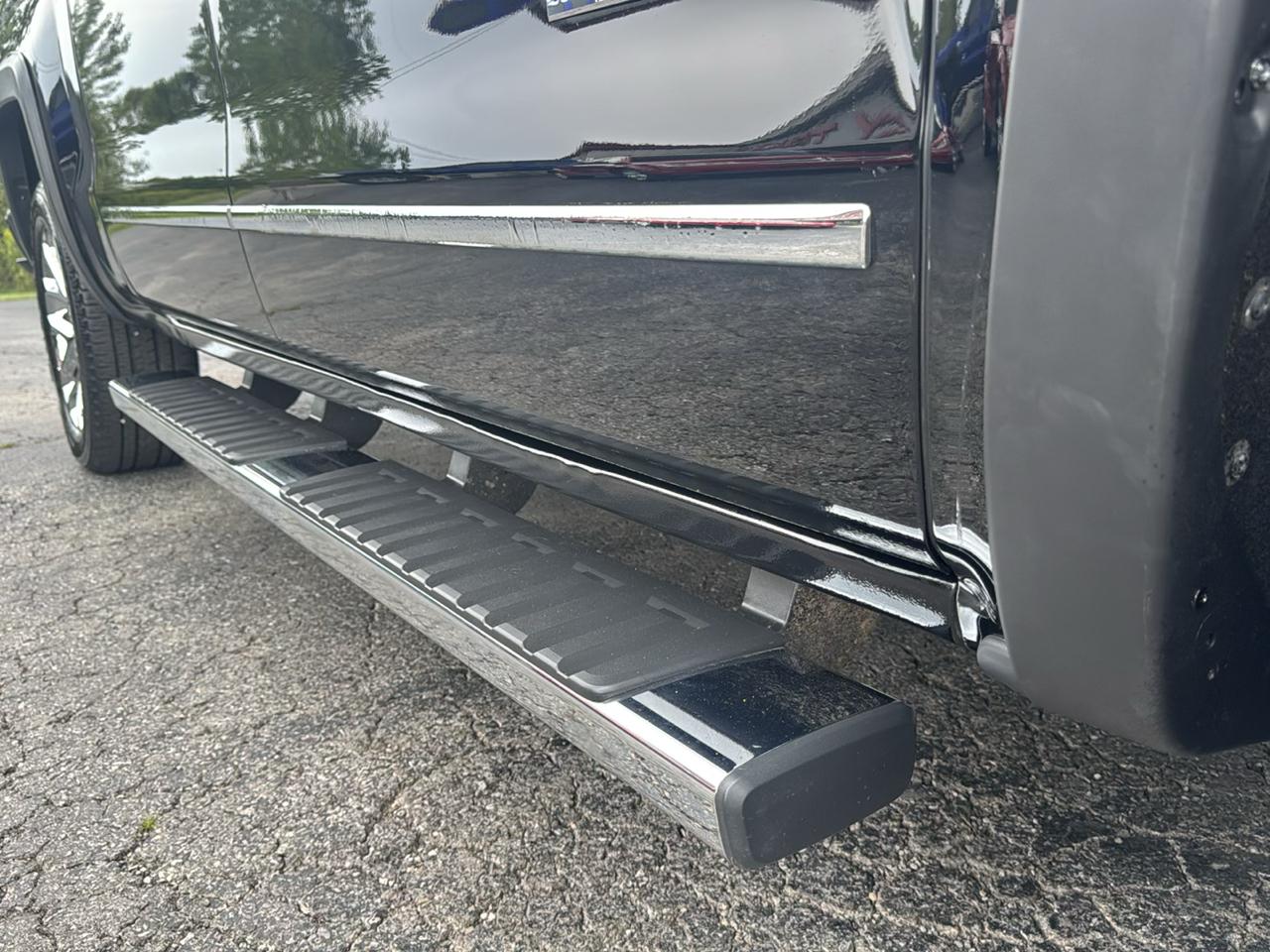 Chevrolet Silverado 1500 4WD Crew Cab 143.5" High Country 2014