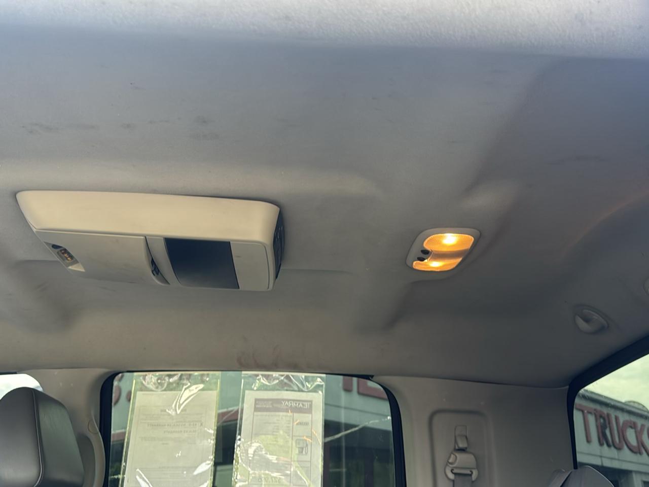 Dodge Ram 2500 4dr Mega Cab 160.5 4WD Laramie 2006