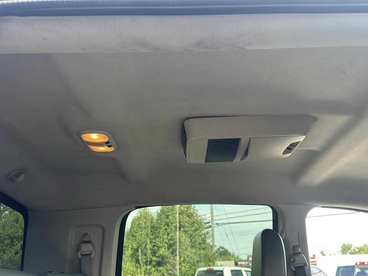 Dodge Ram 2500 4dr Mega Cab 160.5 4WD Laramie 2006