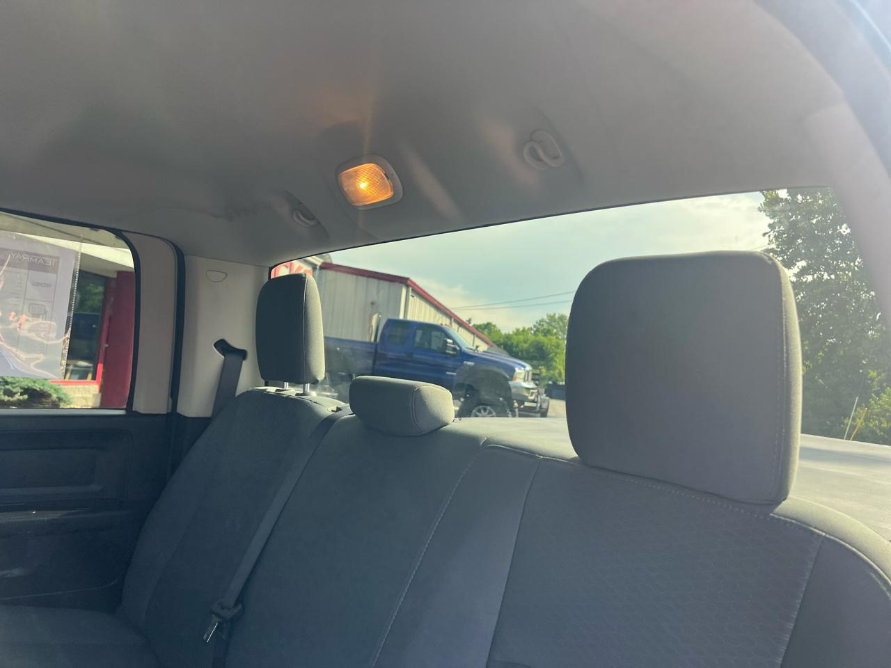RAM 2500 4WD Crew Cab 149" Tradesman 2016