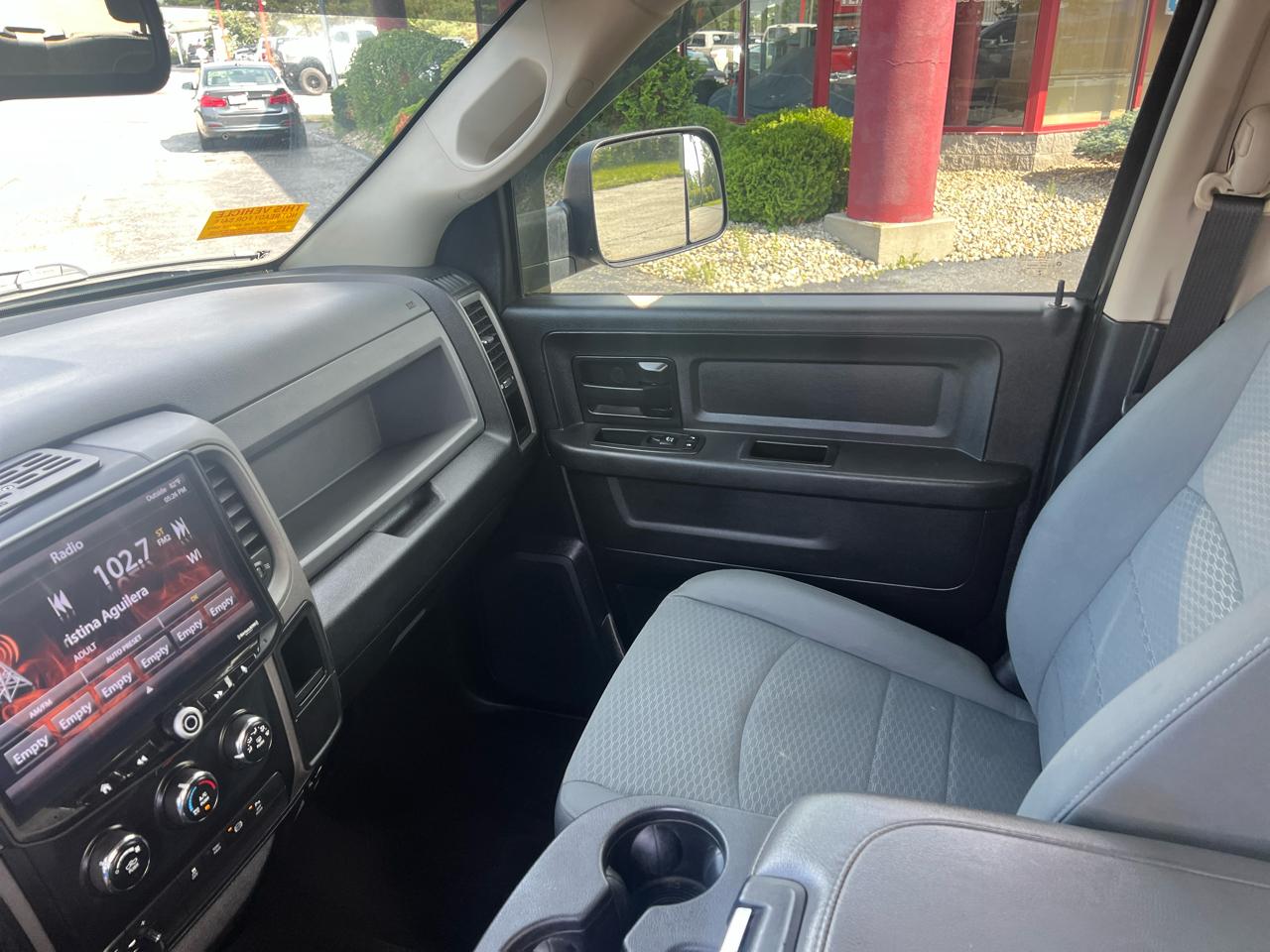 RAM 2500 4WD Crew Cab 149" Tradesman 2016
