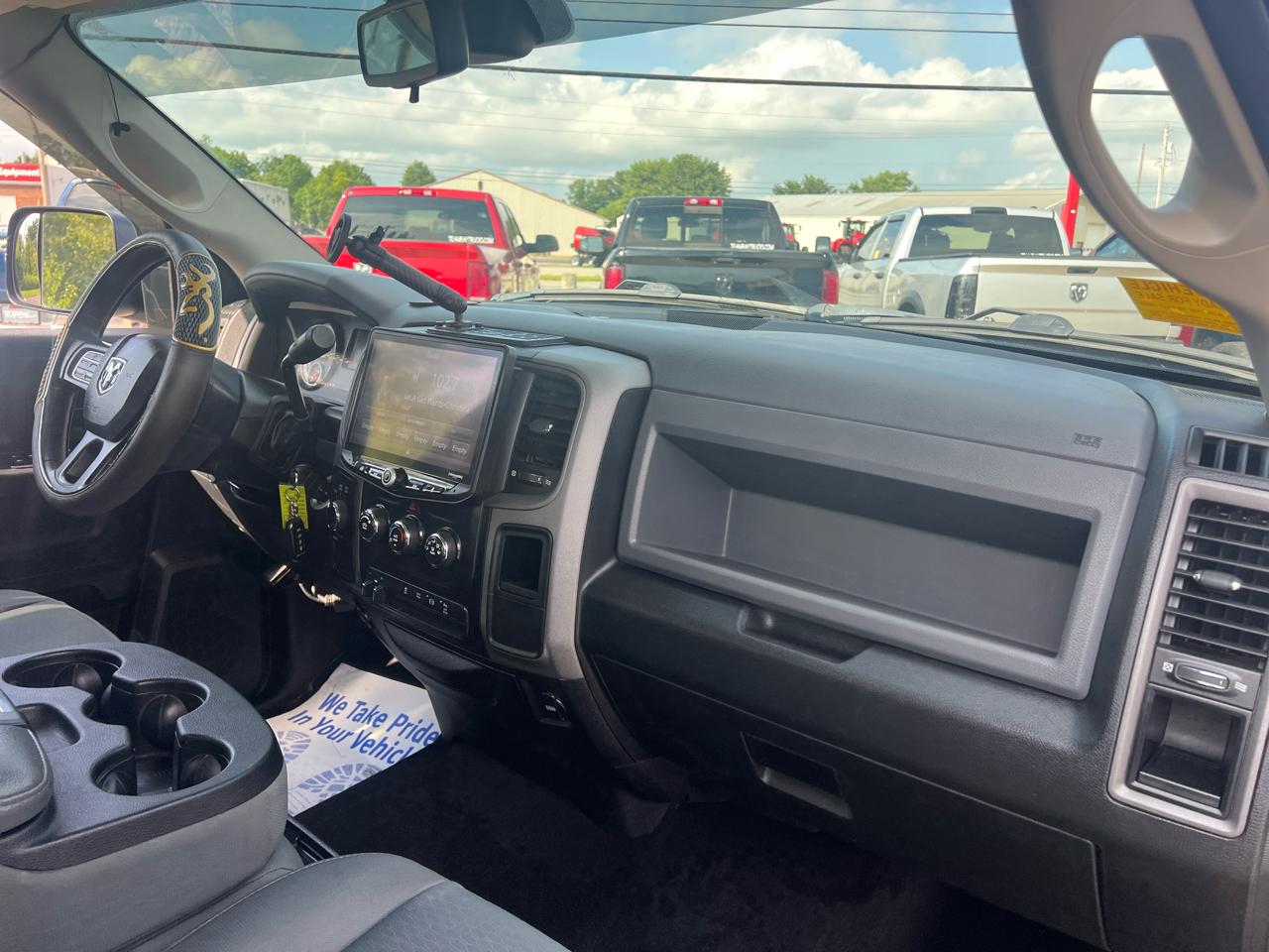 RAM 2500 4WD Crew Cab 149" Tradesman 2016
