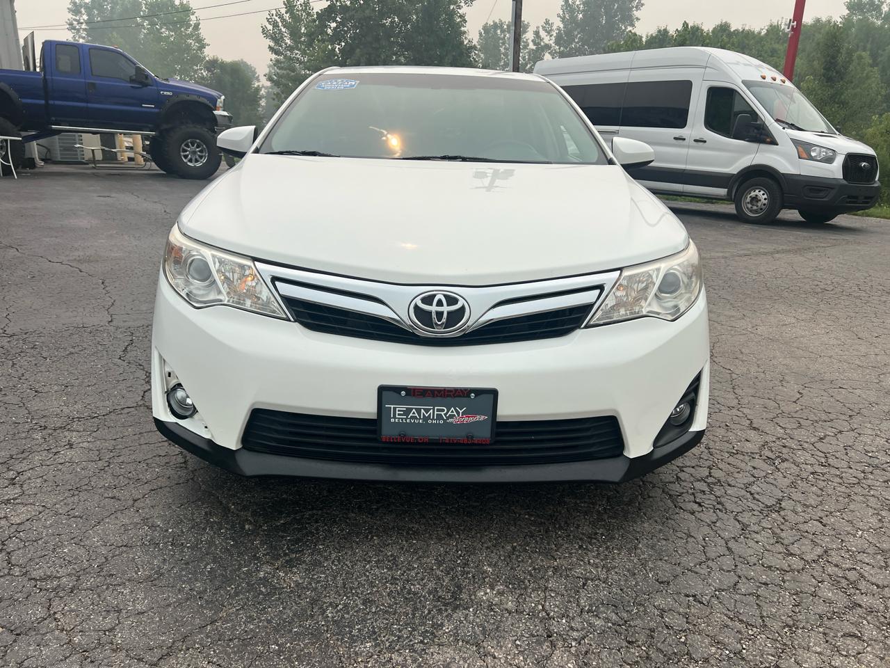 Toyota Camry 4dr Sdn I4 Auto XLE (Natl) 2013
