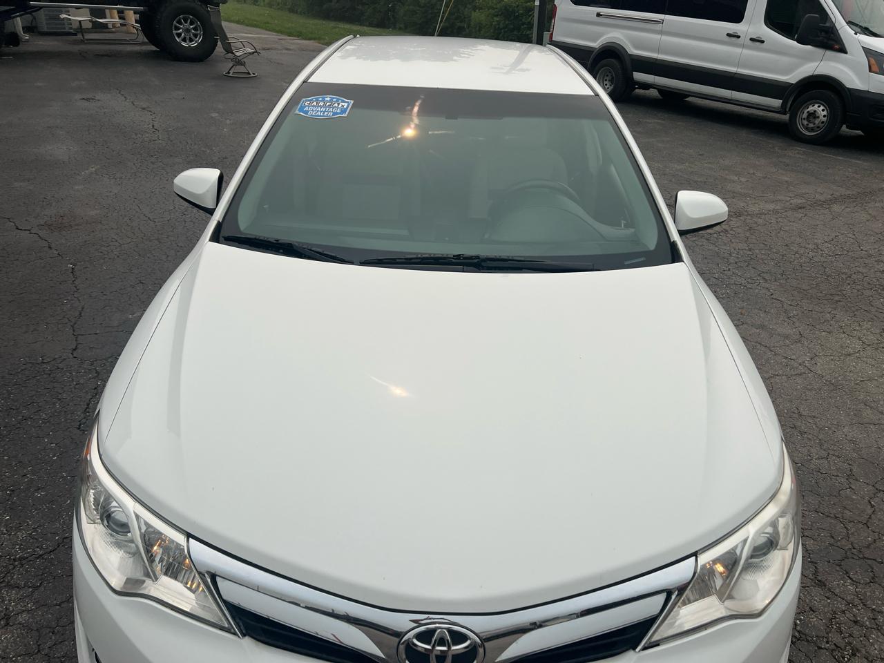 Toyota Camry 4dr Sdn I4 Auto XLE (Natl) 2013