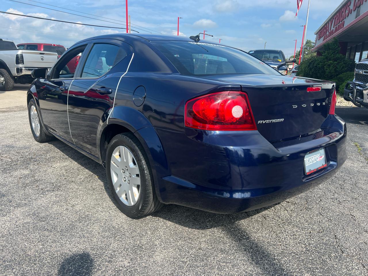 Dodge Avenger 4dr Sdn SE 2013