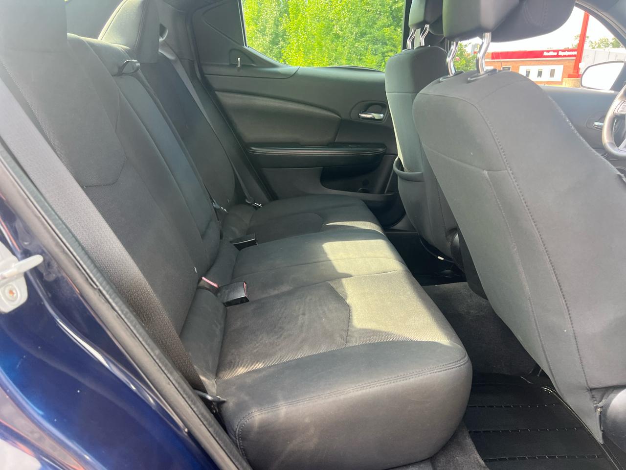 Dodge Avenger 4dr Sdn SE 2013