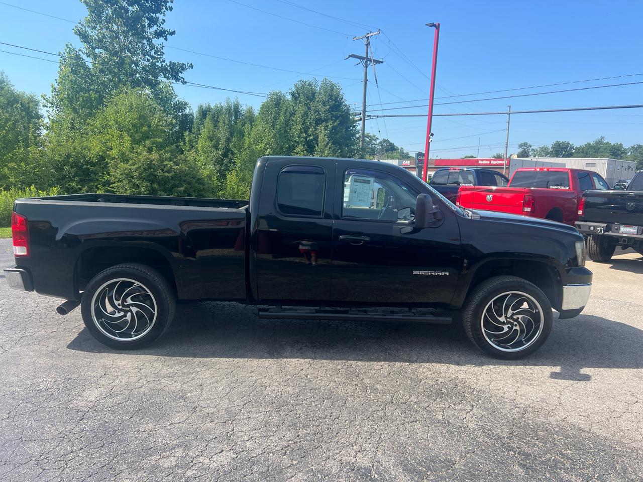 GMC Sierra 1500 4WD Ext Cab 143.5" SLT 2011