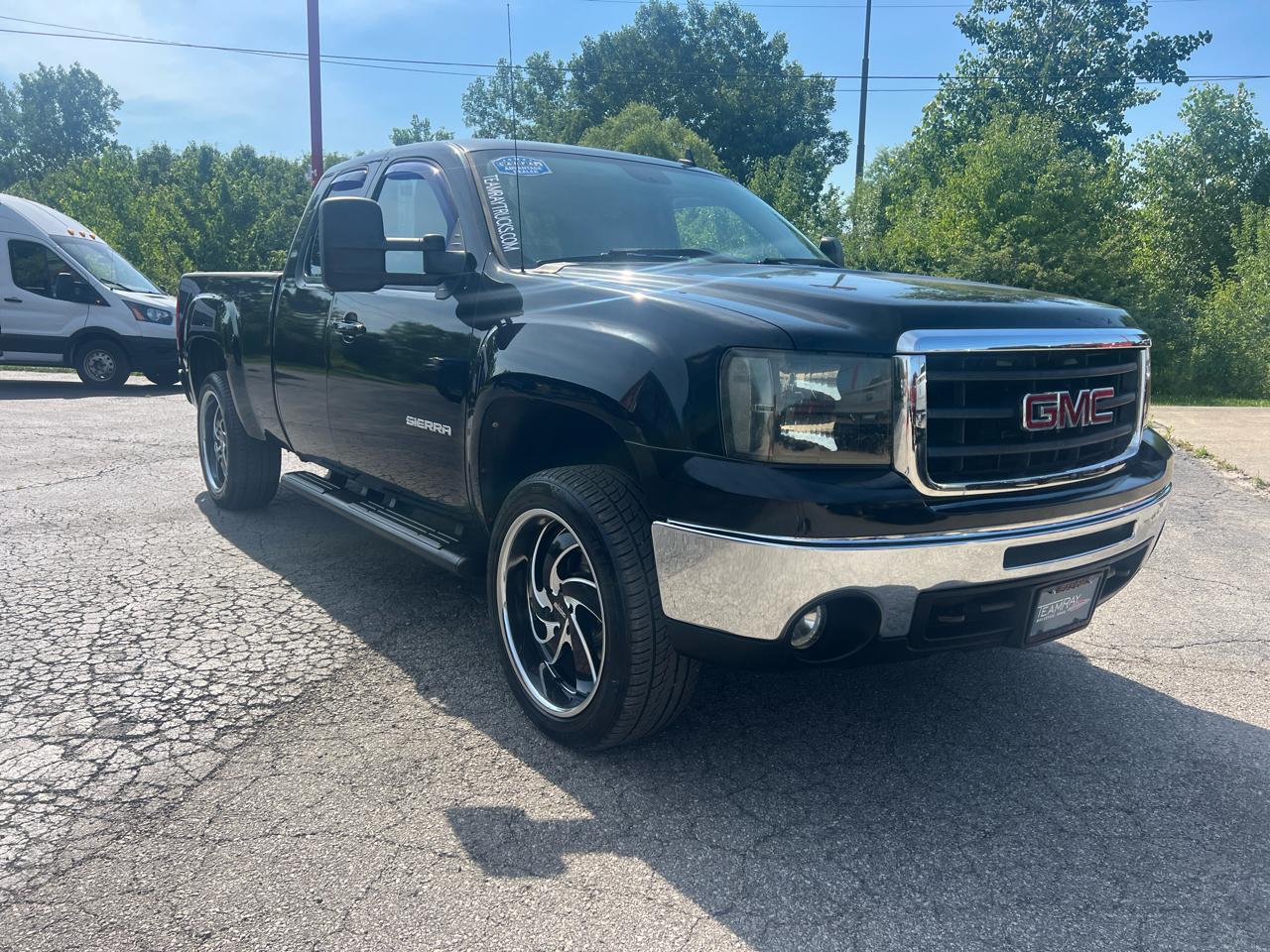GMC Sierra 1500 4WD Ext Cab 143.5" SLT 2011