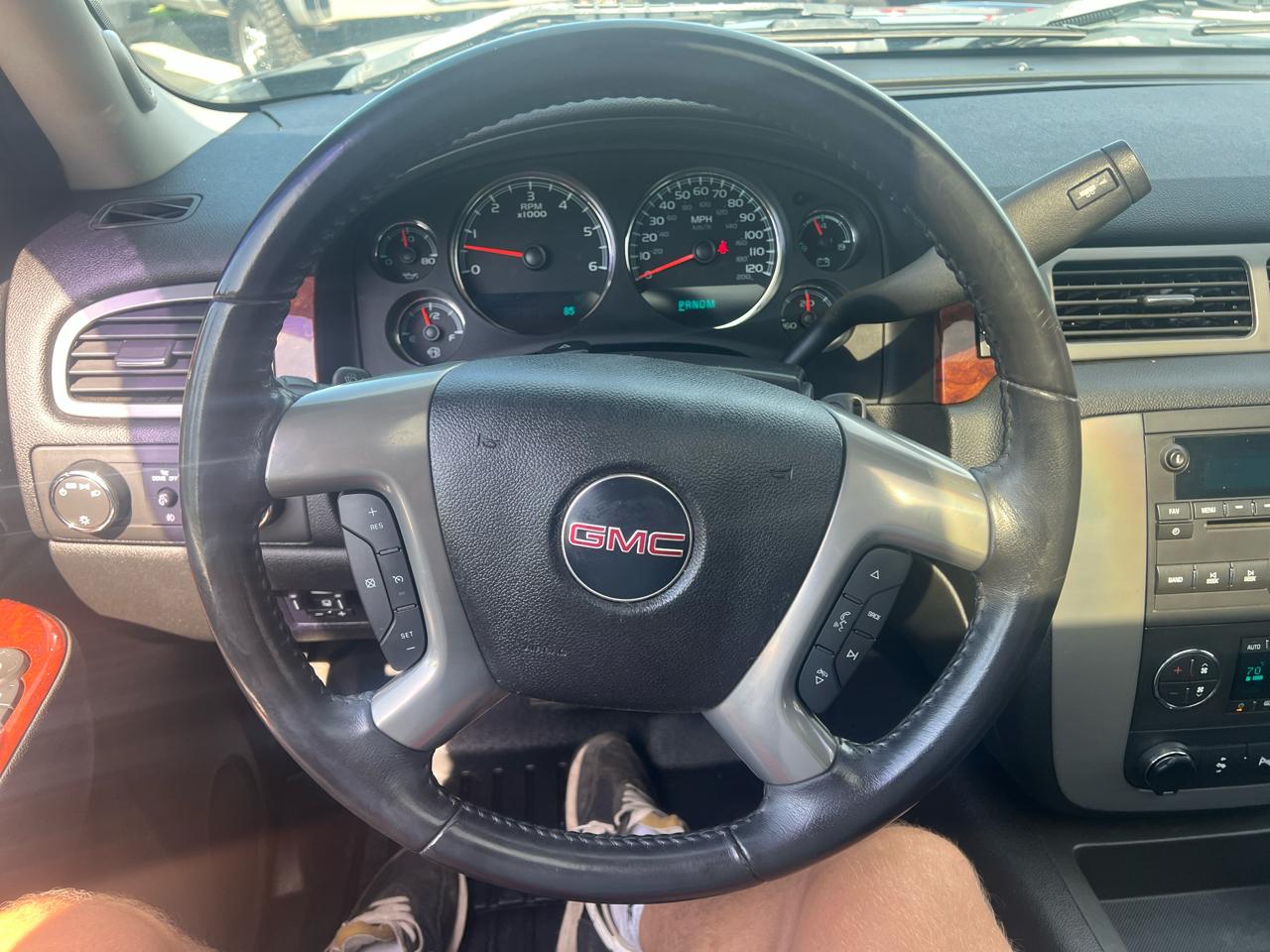 GMC Sierra 1500 4WD Ext Cab 143.5" SLT 2011
