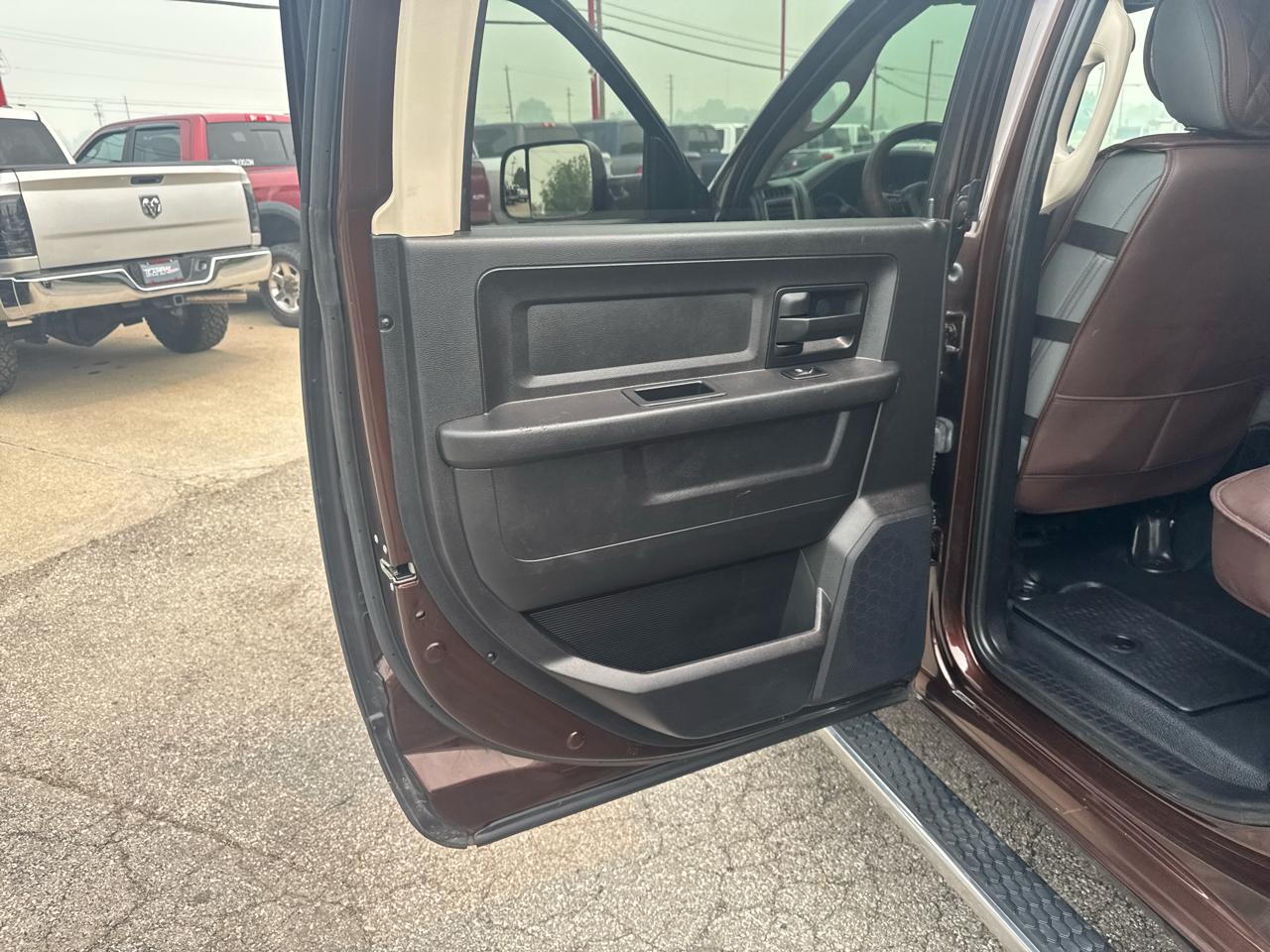 RAM 2500 4WD Crew Cab 169" Tradesman 2015