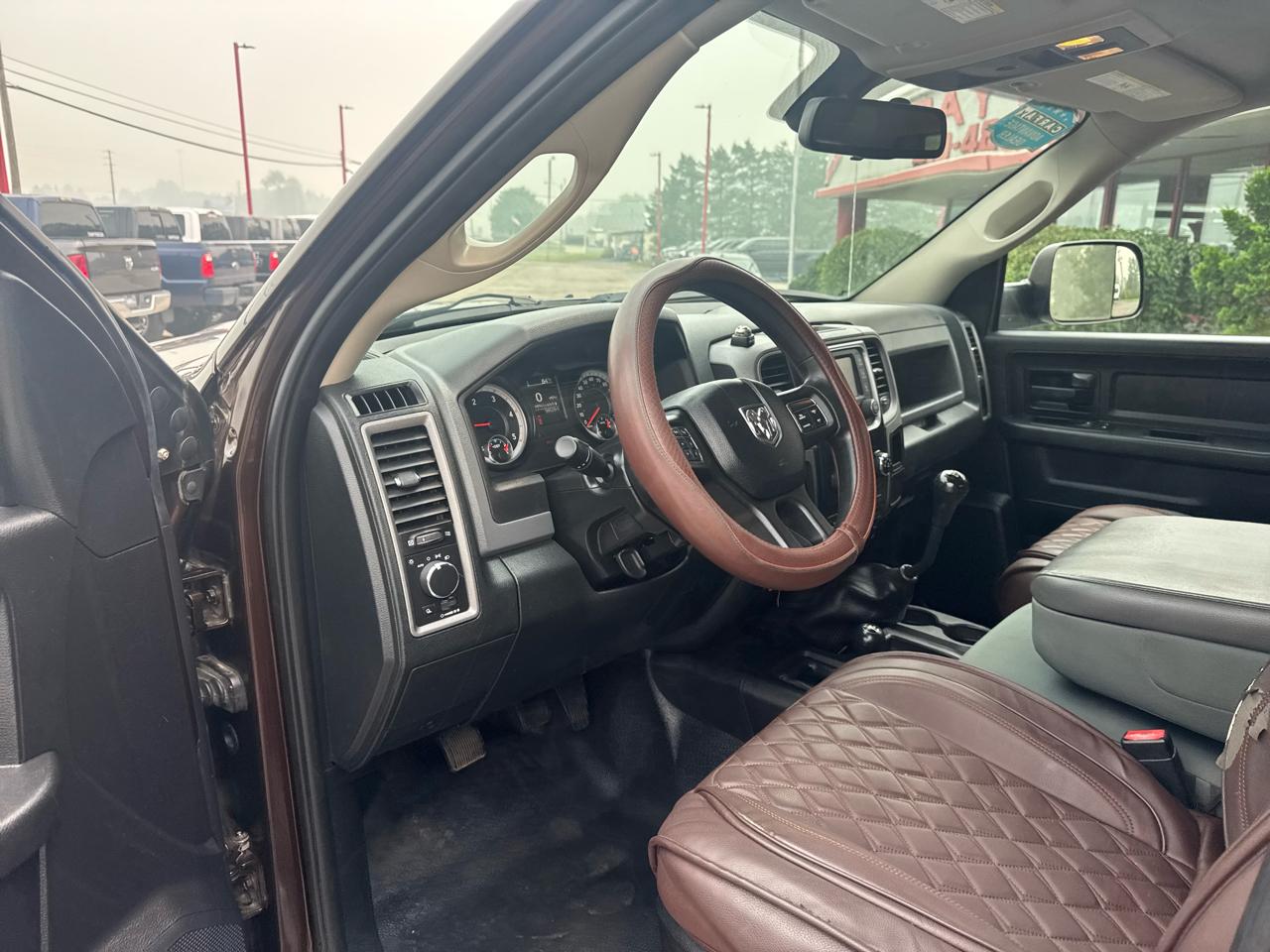 RAM 2500 4WD Crew Cab 169" Tradesman 2015