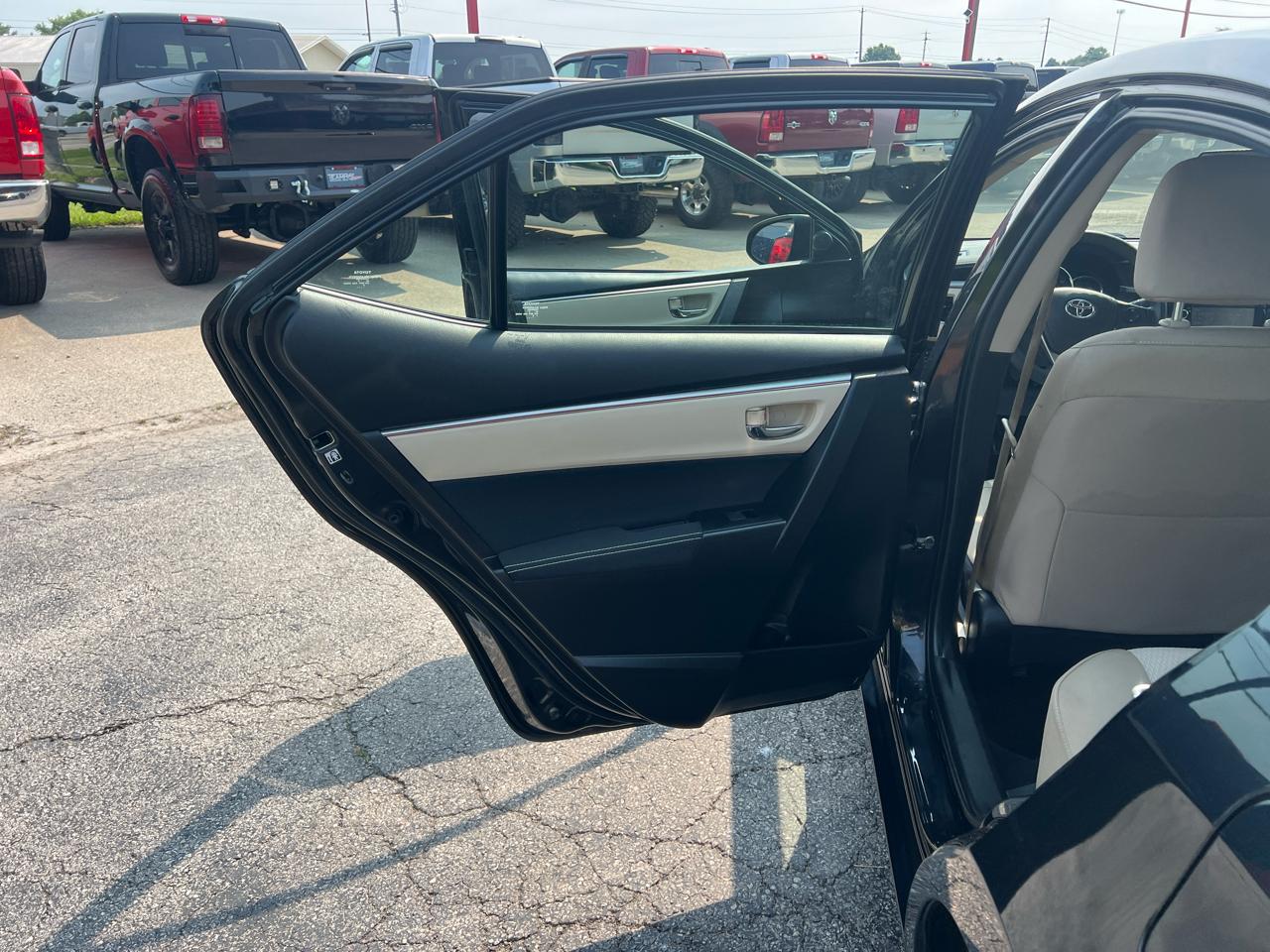 Toyota Corolla 4dr Sdn CVT S w/Special Edition Pkg (Natl) 2016