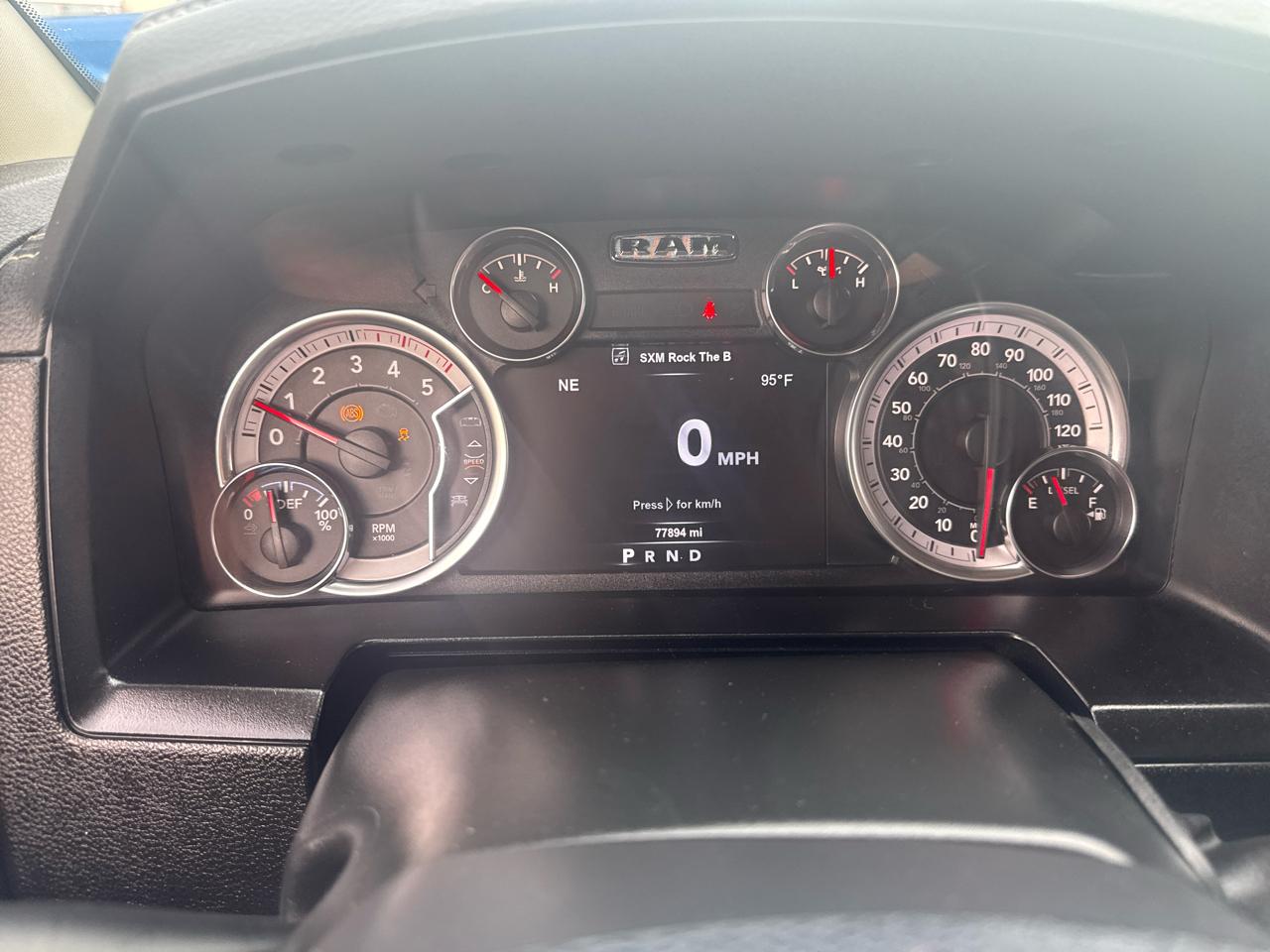 RAM 2500 Laramie 4x4 Crew Cab 6'4" Box 2018