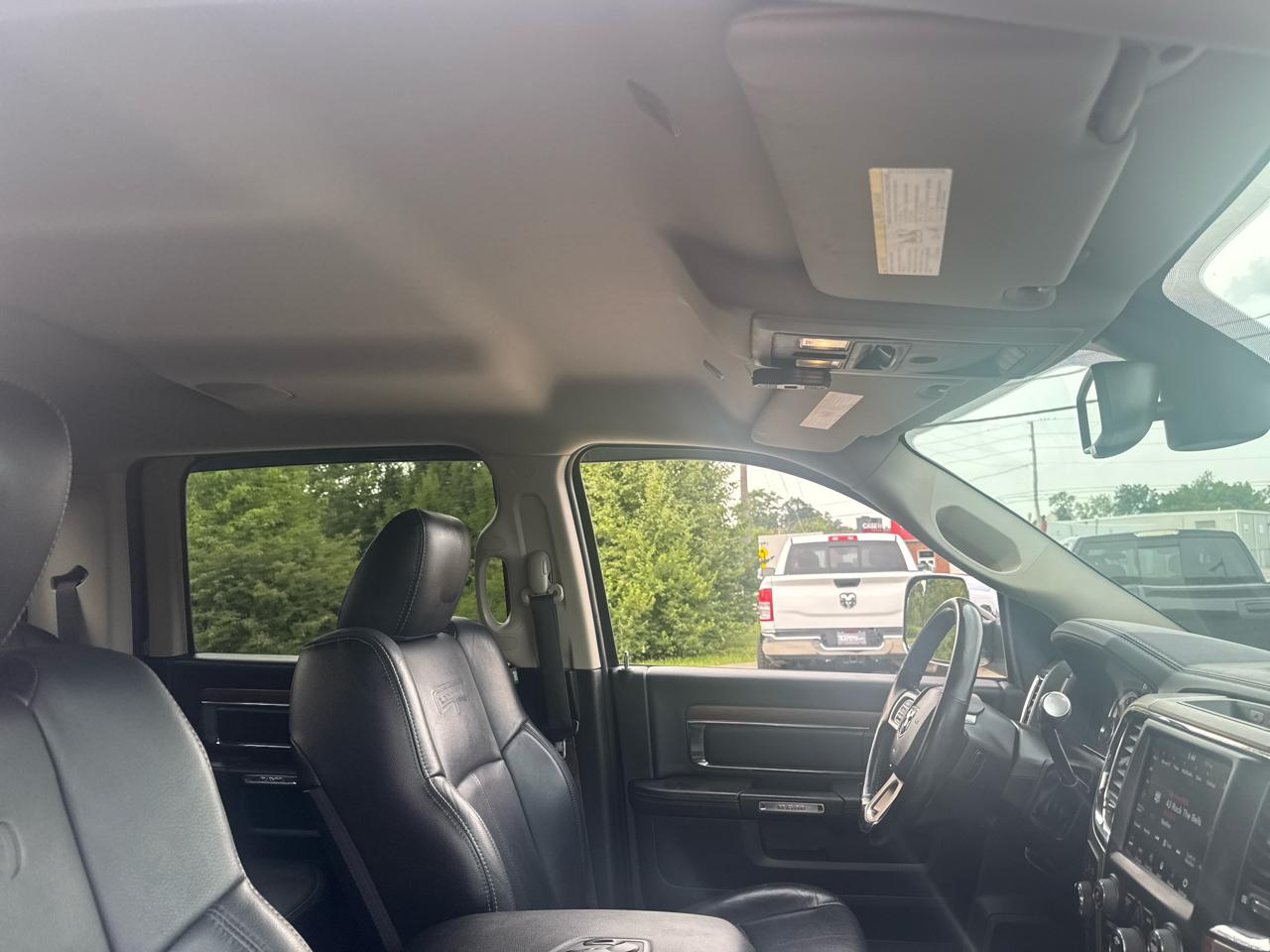 RAM 2500 Laramie 4x4 Crew Cab 6'4" Box 2018