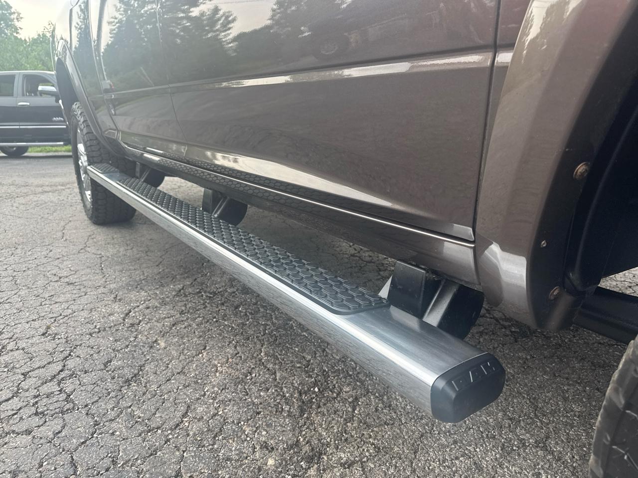 RAM 2500 Laramie 4x4 Crew Cab 6'4" Box 2018