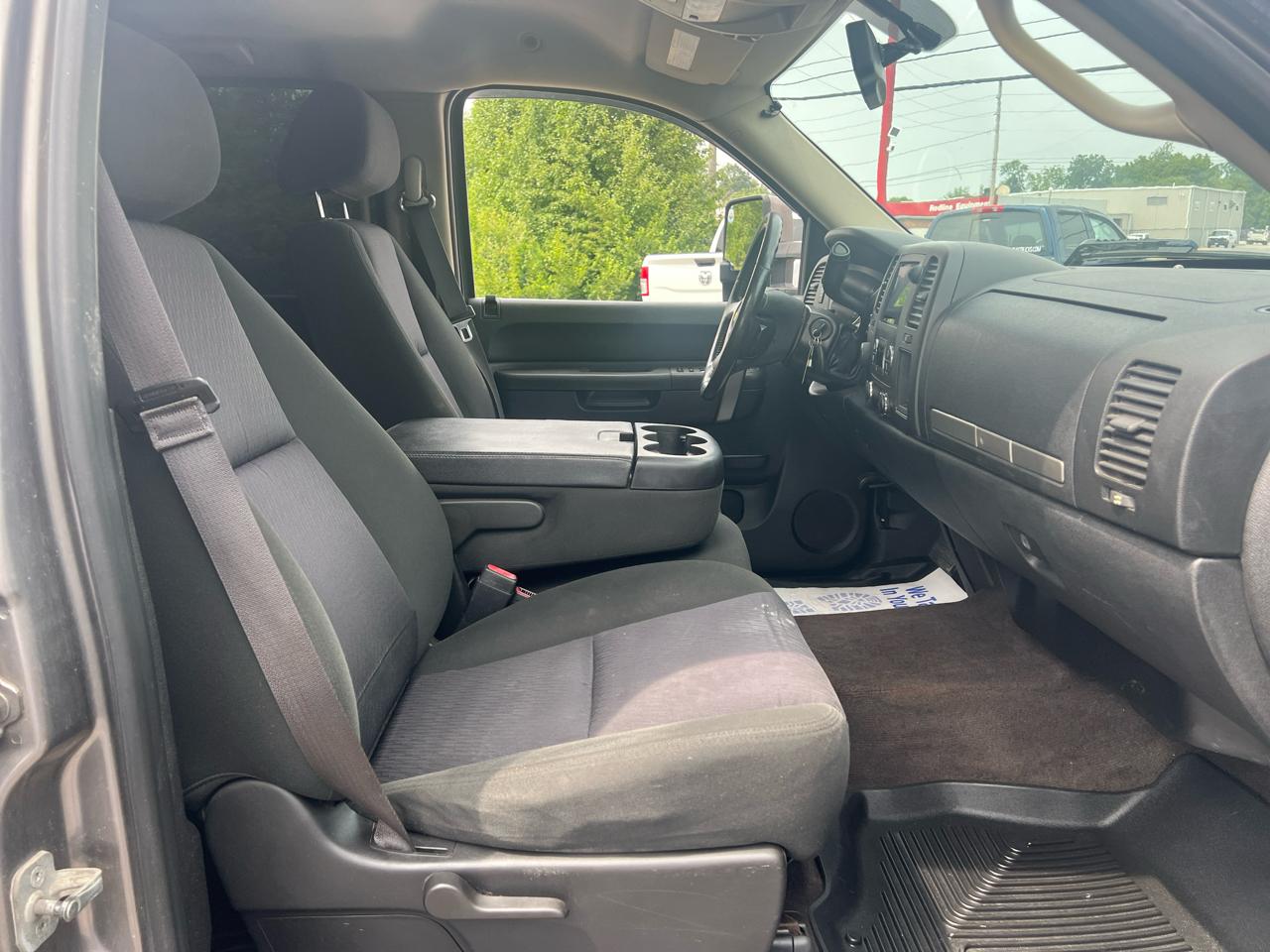 Chevrolet Silverado 2500HD 4WD Crew Cab 153.7" LT 2013