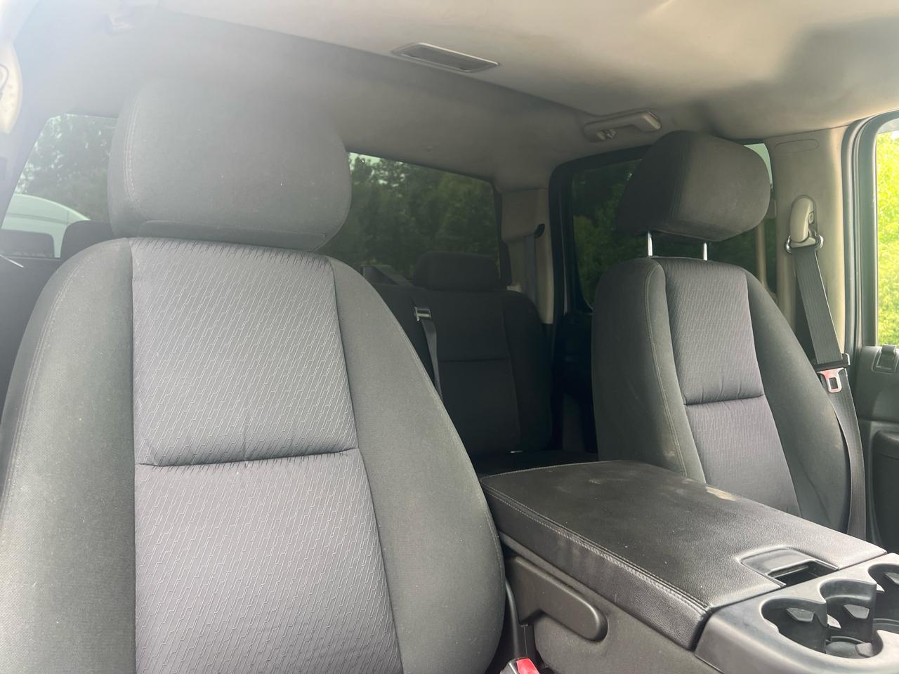Chevrolet Silverado 2500HD 4WD Crew Cab 153.7" LT 2013