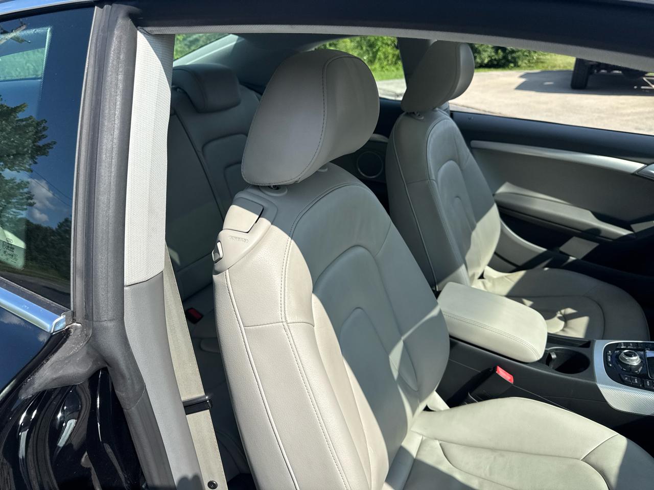 Audi A5 2dr Cpe Auto quattro 2.0T Premium Plus 2011