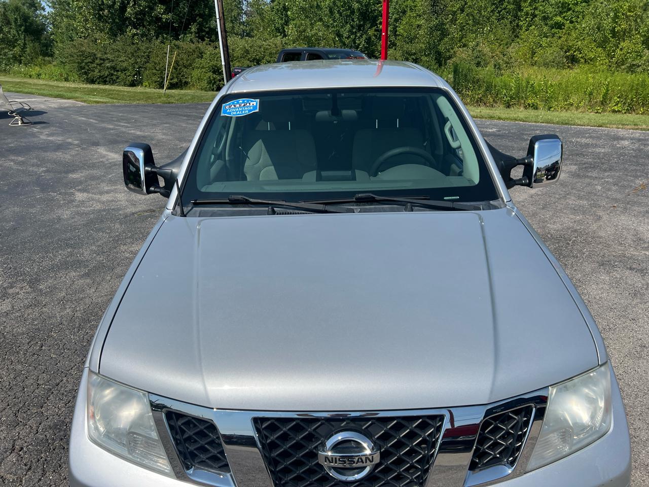 Nissan Frontier 4WD Crew Cab SWB Auto SV 2012