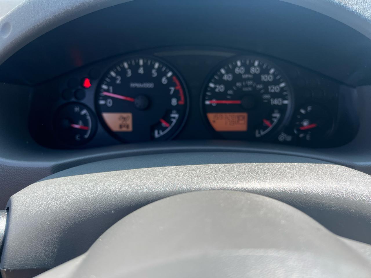 Nissan Frontier 4WD Crew Cab SWB Auto SV 2012