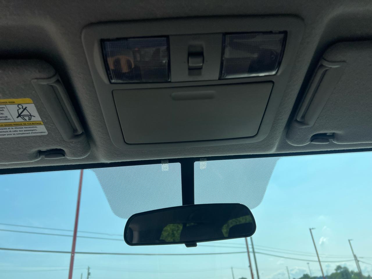 Nissan Frontier 4WD Crew Cab SWB Auto SV 2012