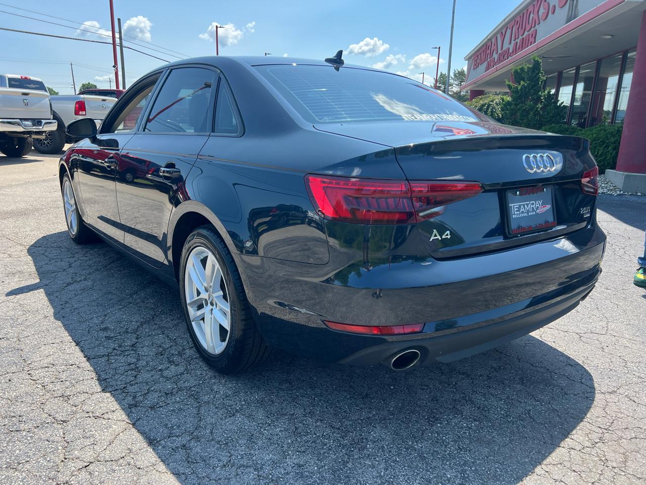 Audi A4 2.0 TFSI Auto ultra Premium FWD 2017