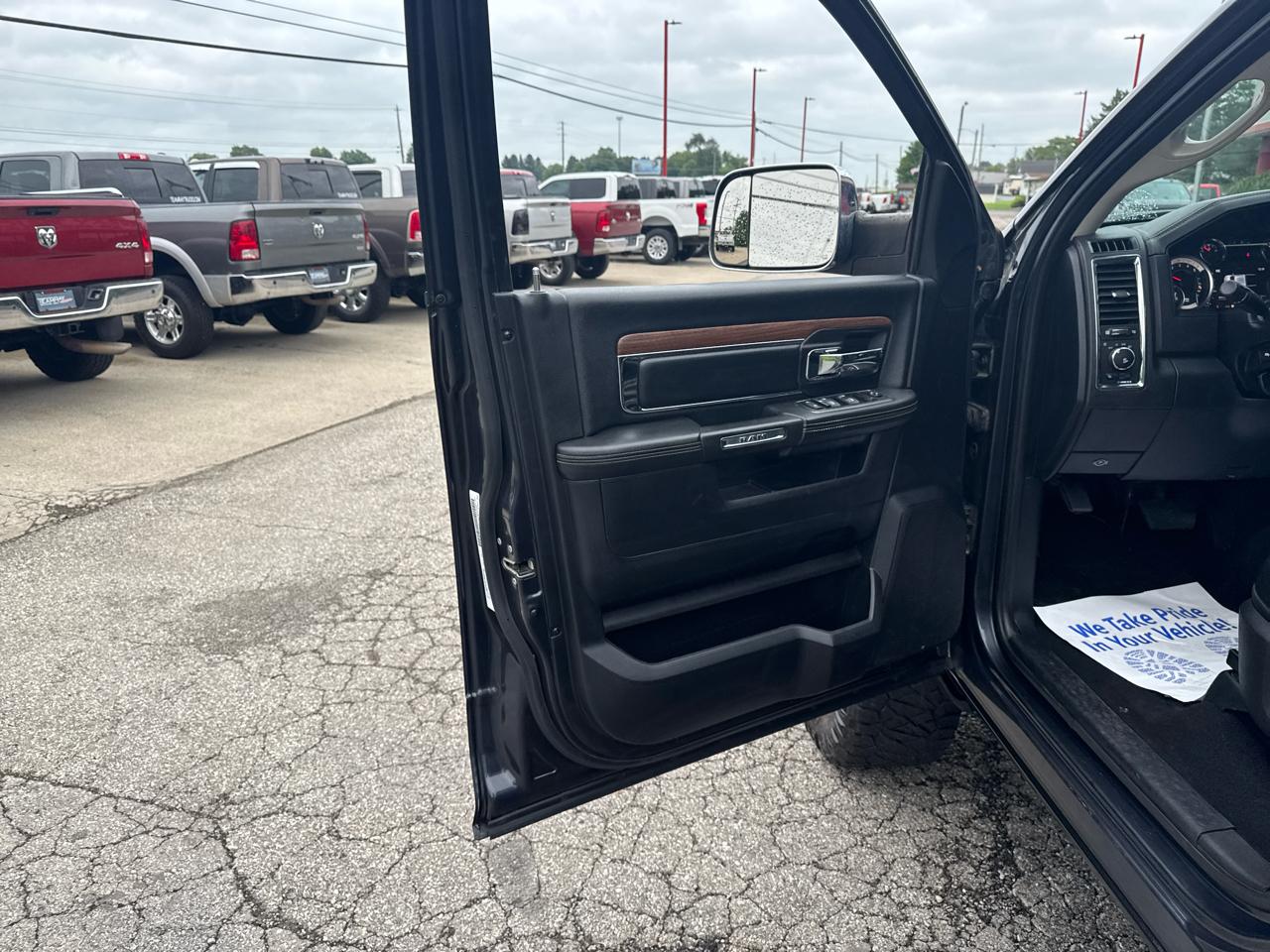 RAM 2500 4WD Mega Cab 160.5" Laramie 2013