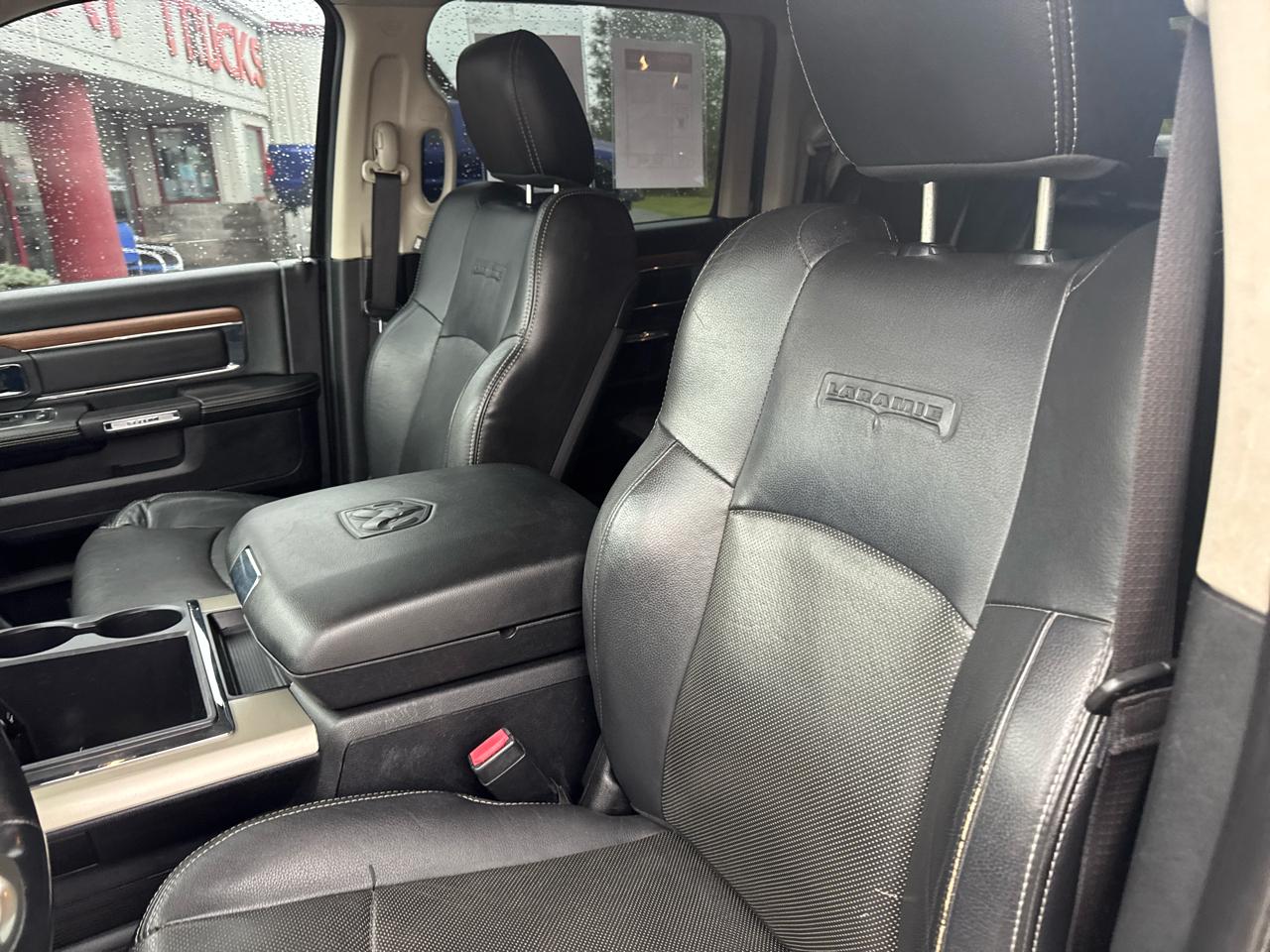 RAM 2500 4WD Mega Cab 160.5" Laramie 2013